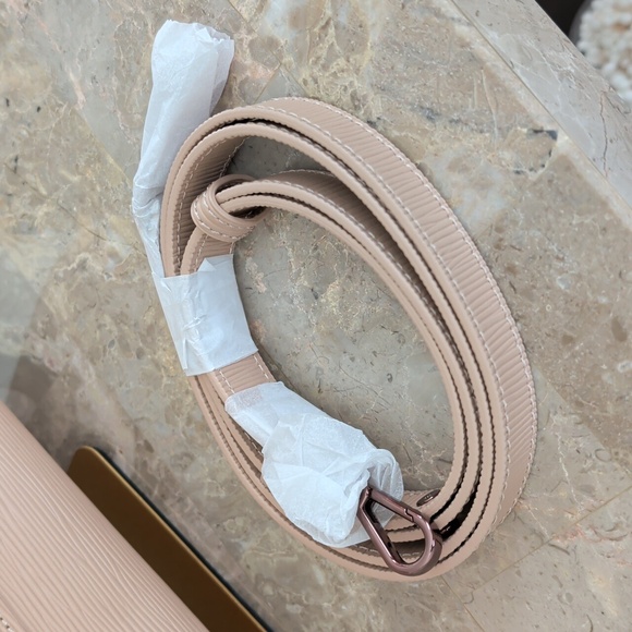 NWT Ted Baker Blush Pink Shoulder Bag - Picture 5 of 16